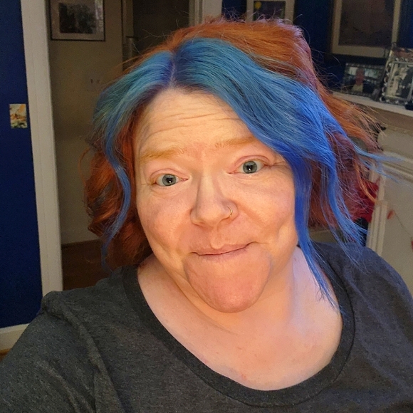 Meet your Posher, Mim - Picture 2 of 9